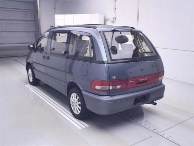 TOYOTA ESTIMA EMINA