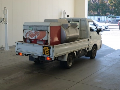 MITSUBISHI DELICA WAGON