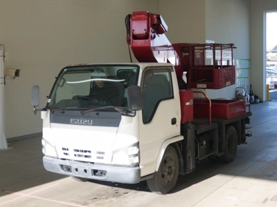 ISUZU ELF