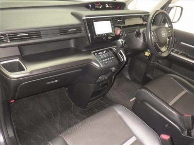HONDA STEPWGN SPADA
