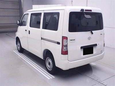 TOYOTA TOWN ACE