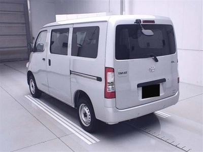 TOYOTA TOWN ACE