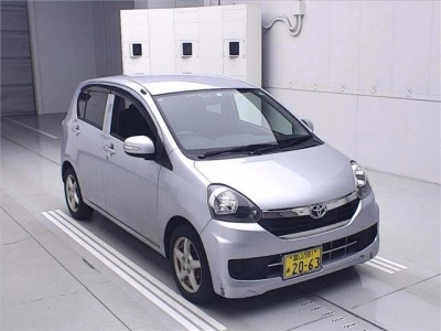 TOYOTA PIXIS EPOCH