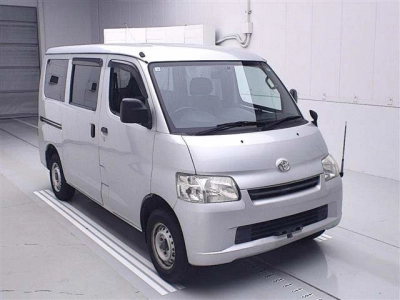TOYOTA TOWN ACE