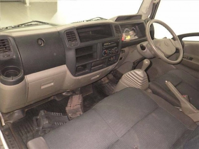 MITSUBISHI FUSO CANTER GUTS