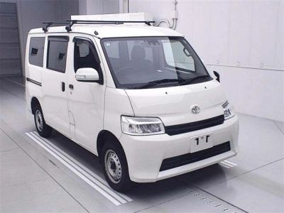 TOYOTA TOWN ACE