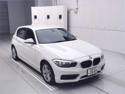 BMW 1 SERIES