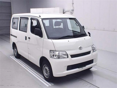 TOYOTA TOWN ACE