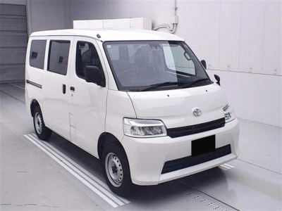 TOYOTA TOWN ACE