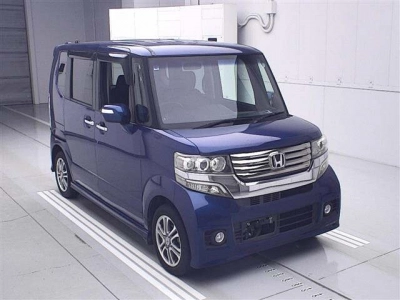 HONDA N BOX +