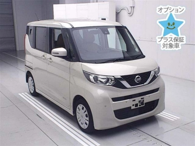 NISSAN ROOX