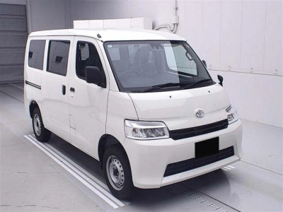 TOYOTA TOWN ACE