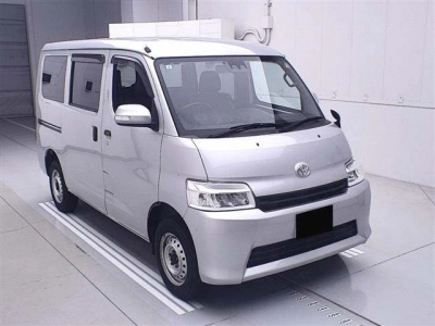 TOYOTA TOWN ACE