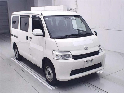 TOYOTA TOWN ACE