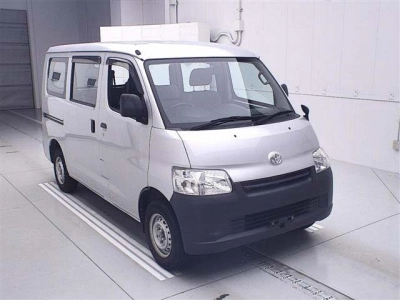 TOYOTA TOWN ACE