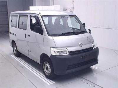TOYOTA TOWN ACE