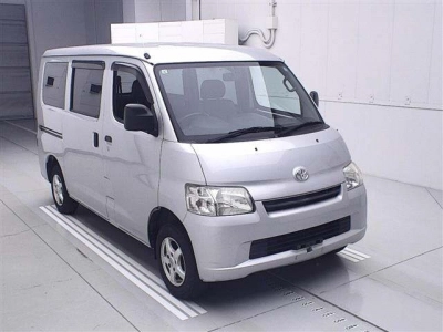 TOYOTA TOWN ACE