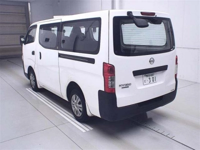 NISSAN NV350 CARAVAN