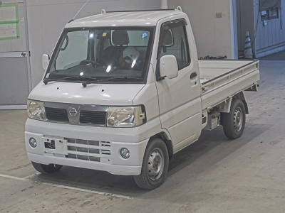 NISSAN CLIPPER TRUCK