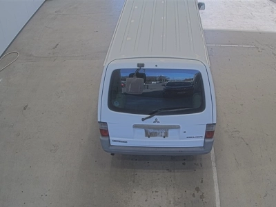 MITSUBISHI DELICA WAGON