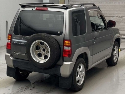 MITSUBISHI PAJERO MINI