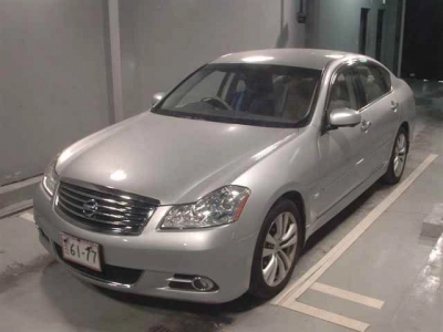 NISSAN FUGA