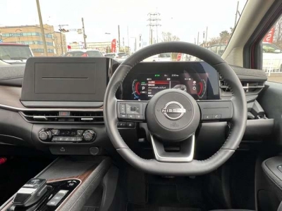 NISSAN AURA