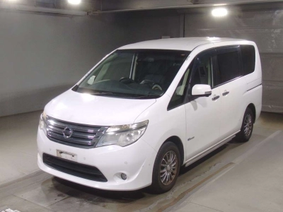 NISSAN SERENA