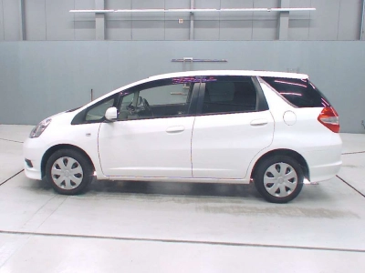 HONDA FIT SHUTTLE