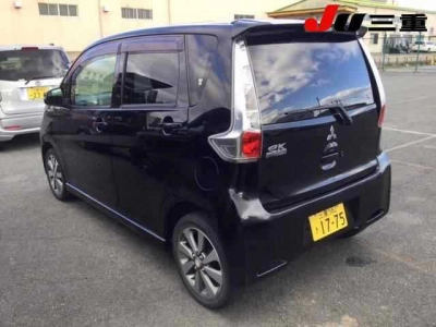 MITSUBISHI EK CUSTOM