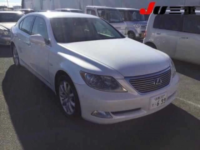 LEXUS LS