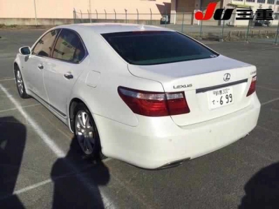 LEXUS LS