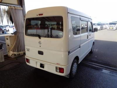 NISSAN NV100 CLIPPER