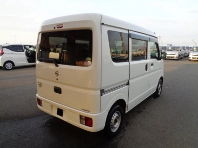NISSAN NV100 CLIPPER