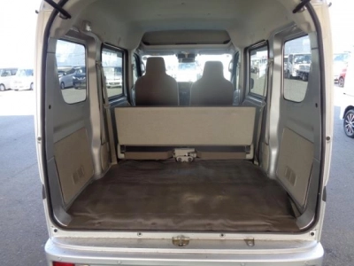 NISSAN NV100 CLIPPER