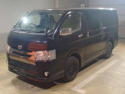 TOYOTA REGIUS VAN
