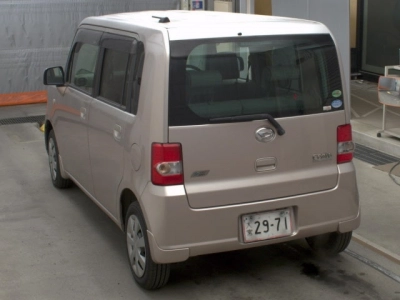 DAIHATSU MOVE CONTE
