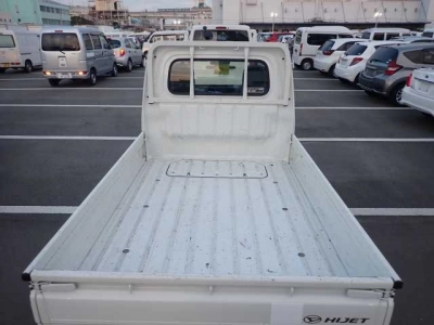 DAIHATSU HIJET TRUCK