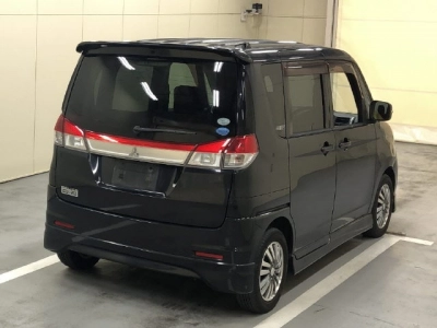 MITSUBISHI DELICA D:2