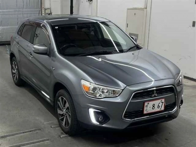 MITSUBISHI RVR