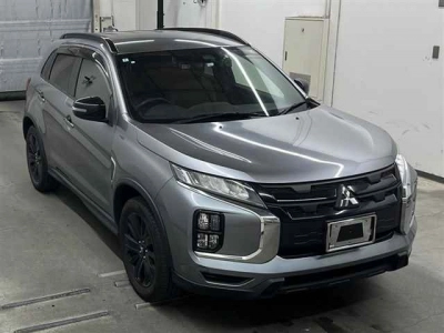 MITSUBISHI RVR