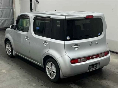 NISSAN CUBE