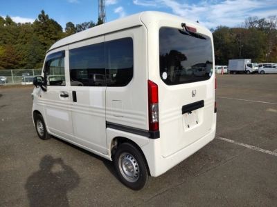 HONDA N-VAN