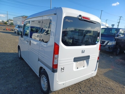 HONDA N-VAN