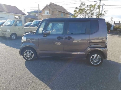 HONDA N BOX