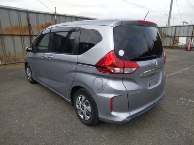 HONDA FREED+