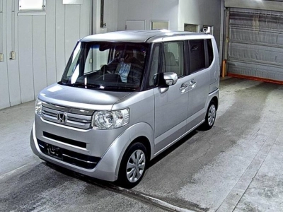 HONDA N BOX +