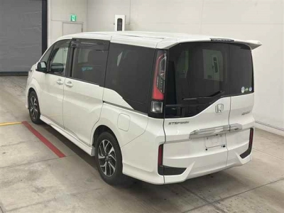 HONDA STEPWGN SPADA