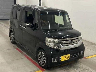 HONDA N BOX CUSTOM