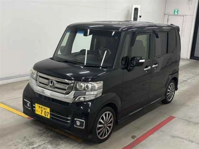 HONDA N BOX CUSTOM
